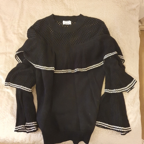 Runway Sweaters - Jumper